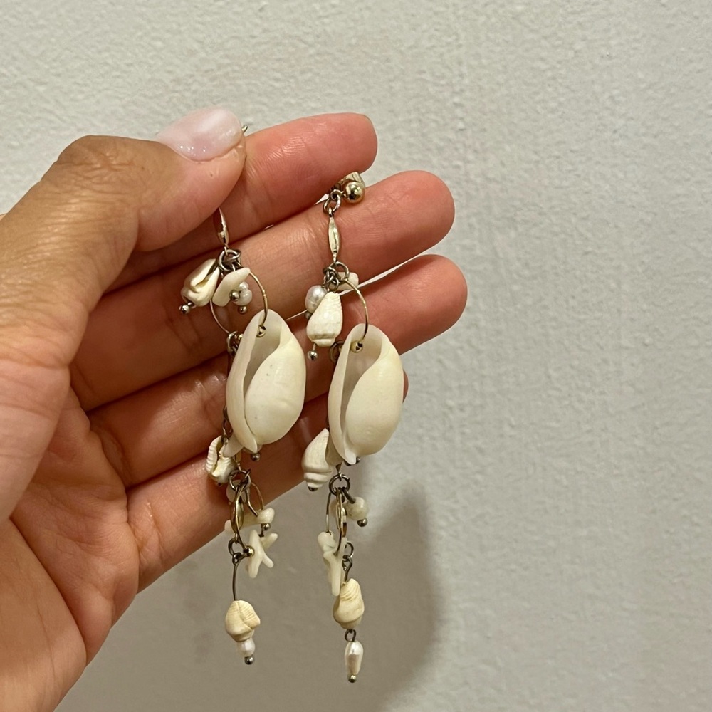 Zimmermann Shell earrings - Picture 3 of 5